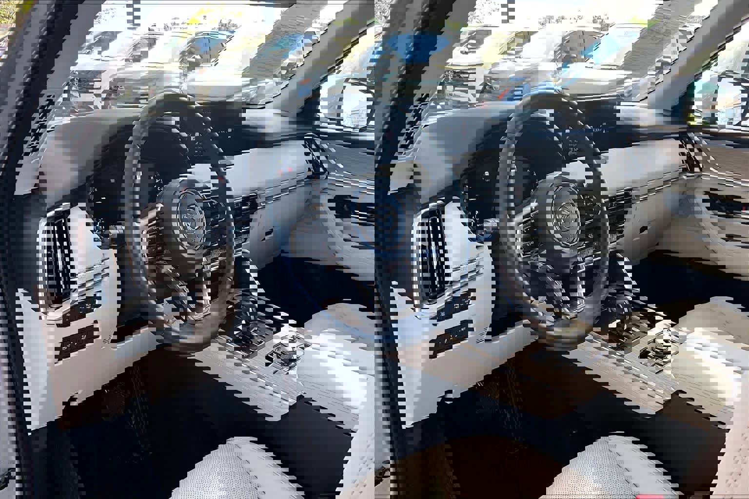 Used 2025 MAZDA CX-90 3.3 Turbo S w/ Premium Package image 18