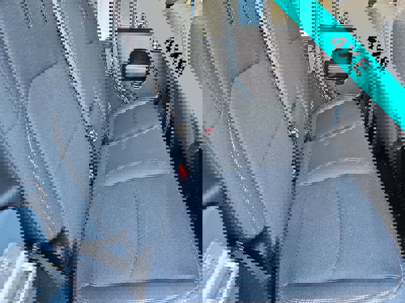 Used 2024 Jeep Wrangler Willys image 17