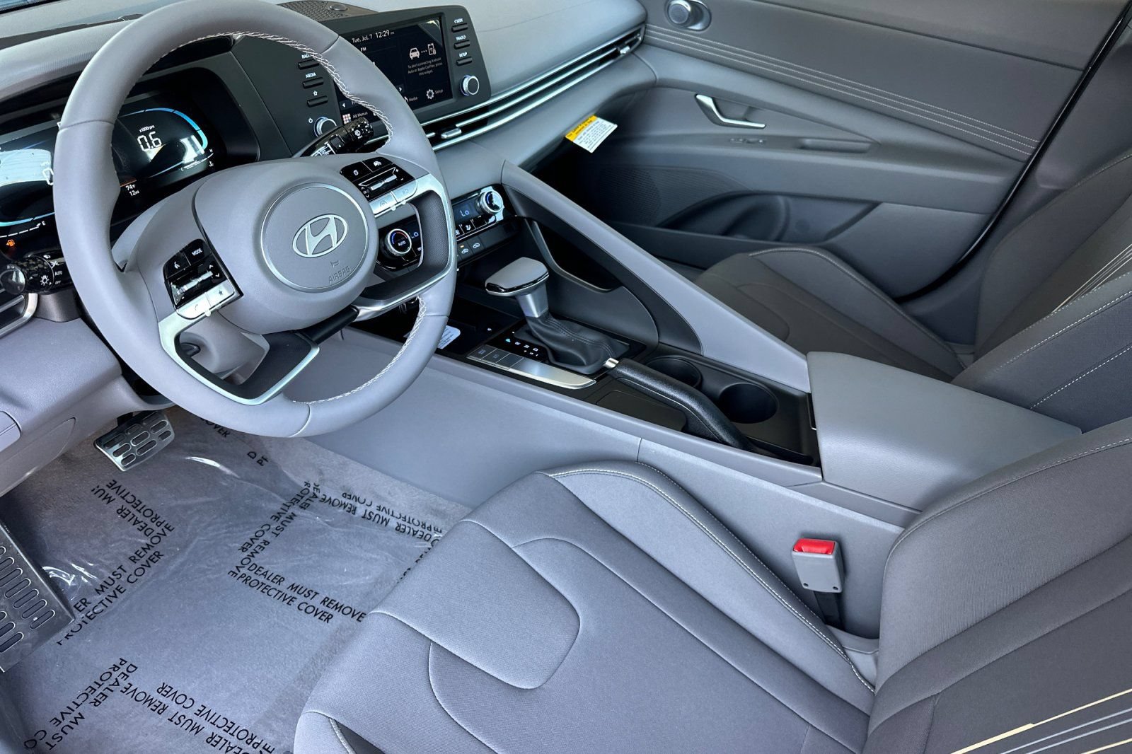 New 2026 Hyundai Elantra Sport FWD image 9