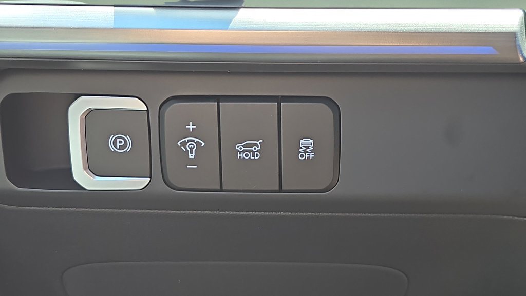 New 2026 Hyundai Santa Fe Limited AWD/4WD image 25