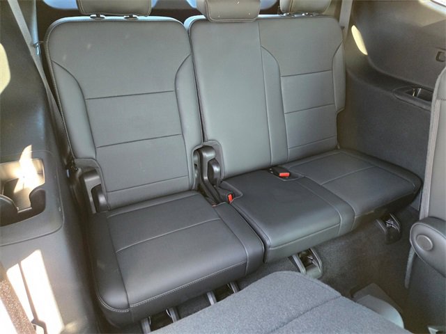 Used 2025 Buick Enclave Preferred image 19