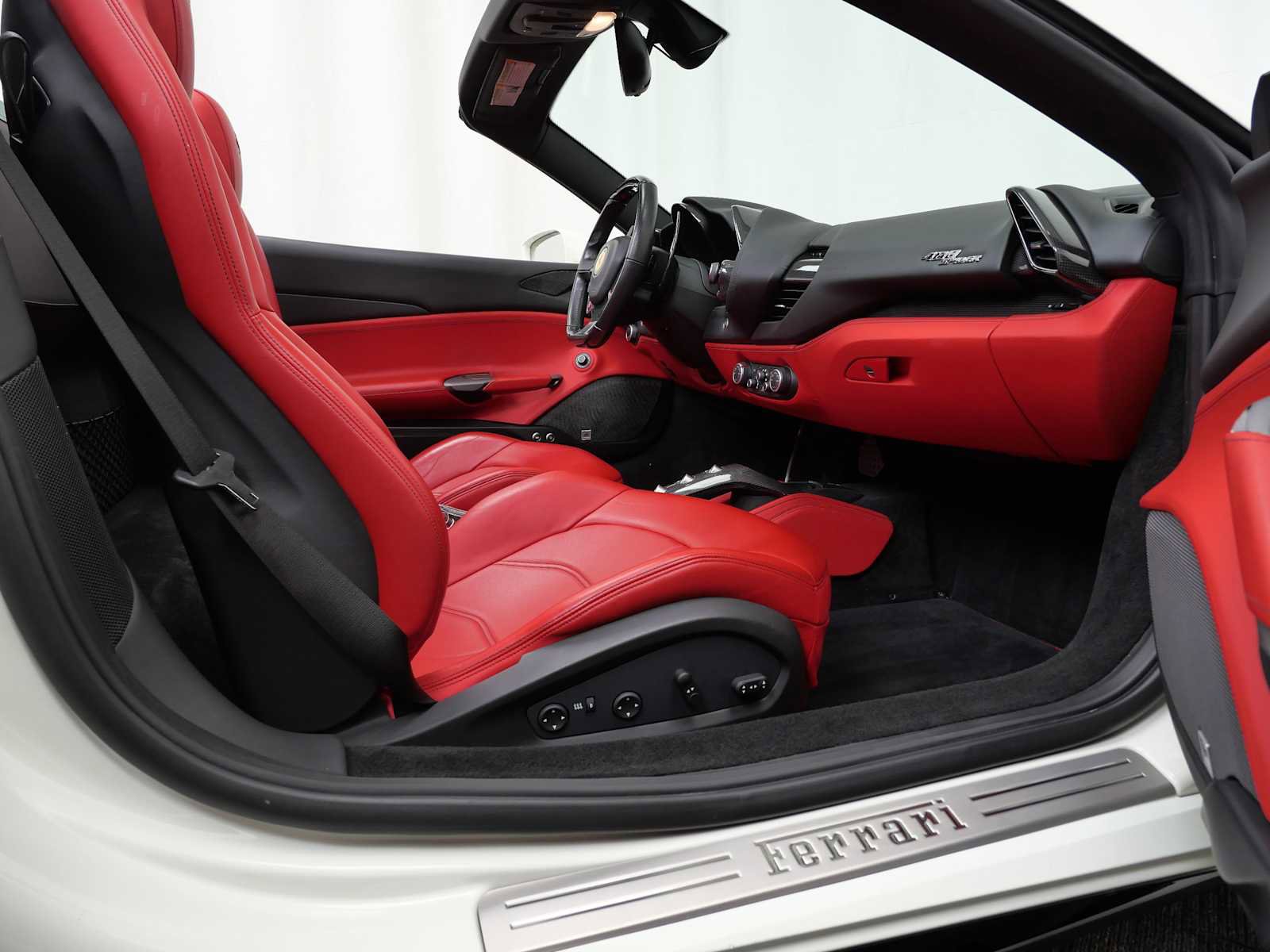 Certified 2019 Ferrari 488 Spider image 15