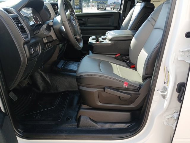New 2027 RAM 4500 Tradesman w/ Chrome Appearance Group AWD/4WD image 28