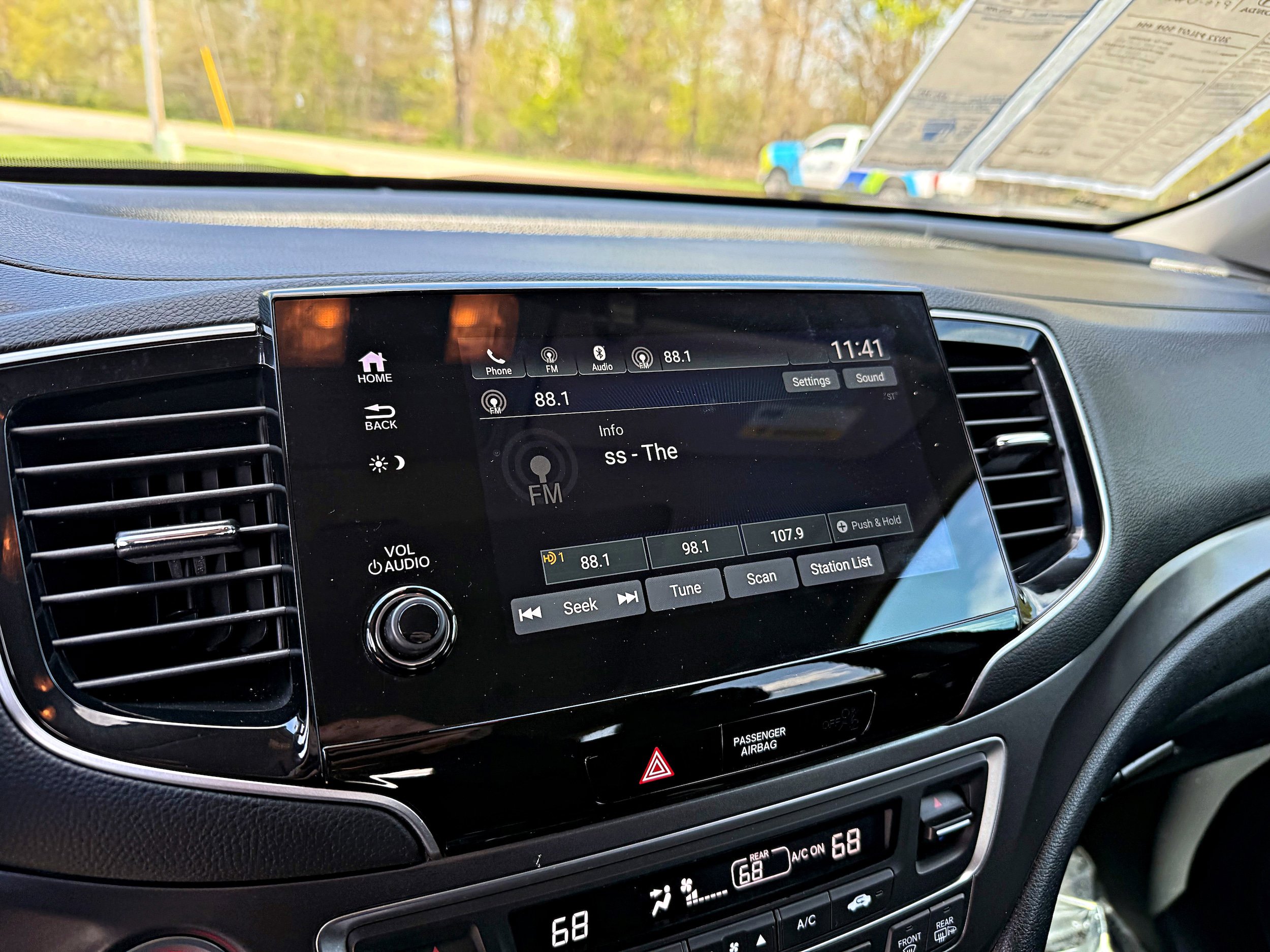 Used 2022 Honda Pilot Special Edition image 16