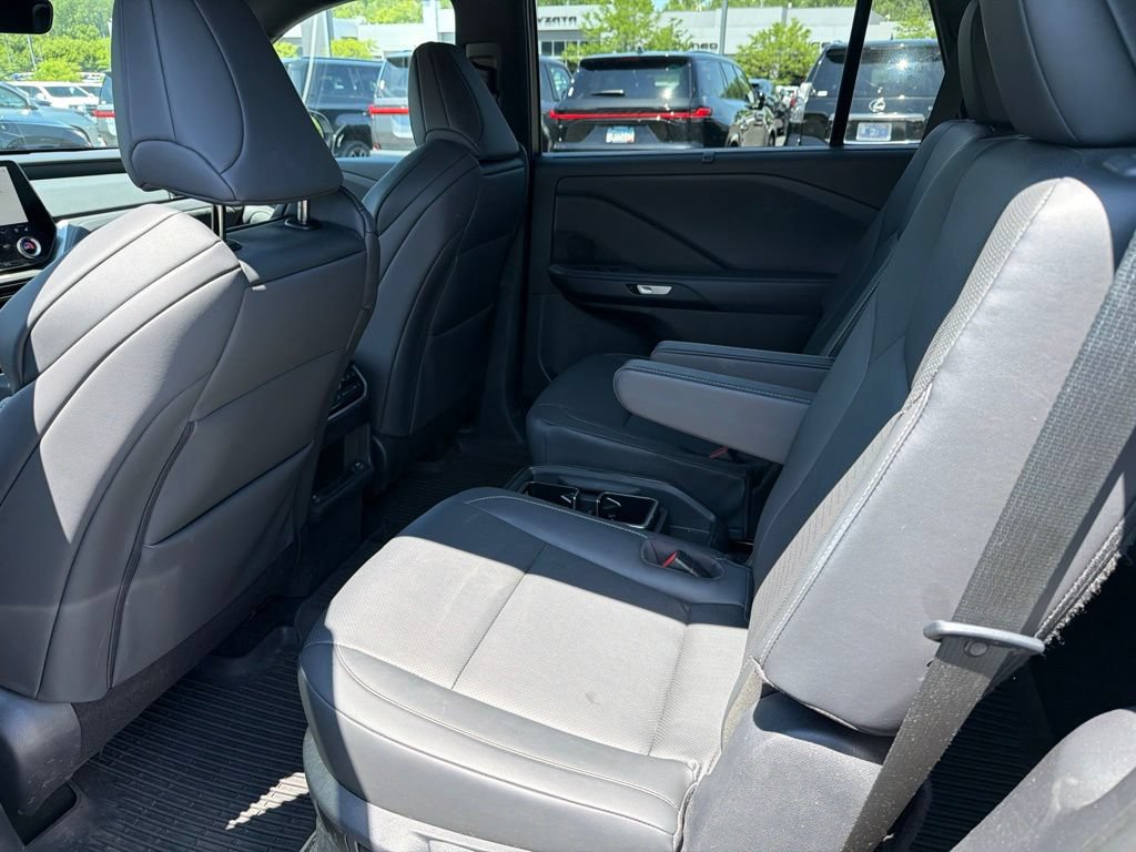 Used 2025 Lexus TX 500h AWD image 37