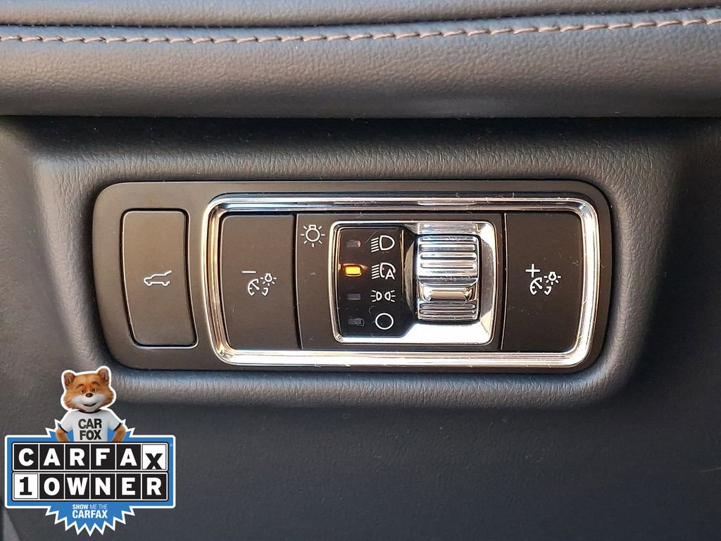 Used 2025 Lincoln Aviator AWD image 23