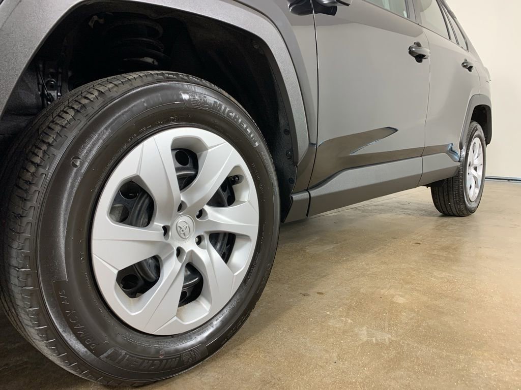 Used 2024 Toyota RAV4 LE image 2