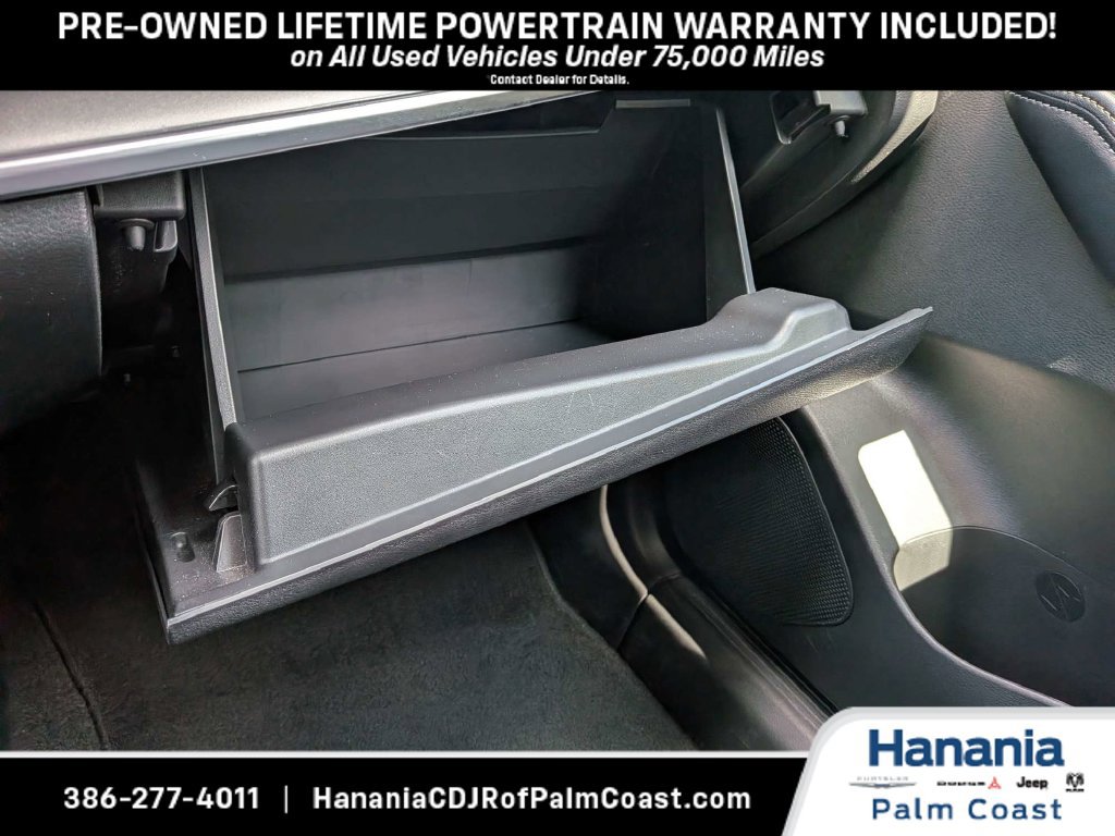Used 2025 Nissan Rogue SV AWD/4WD image 18