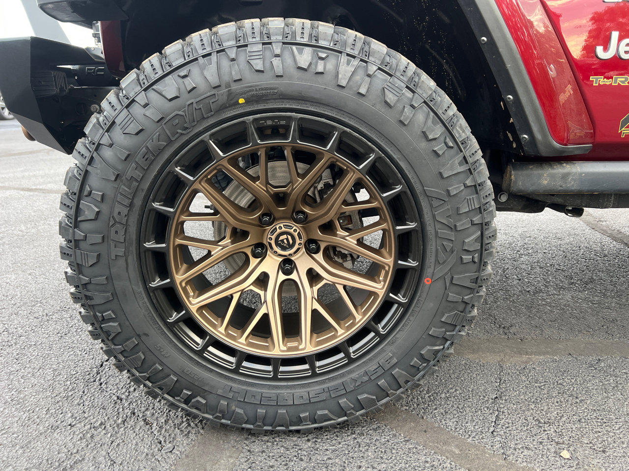 Used 2021 Jeep Wrangler Unlimited Sahara image 9
