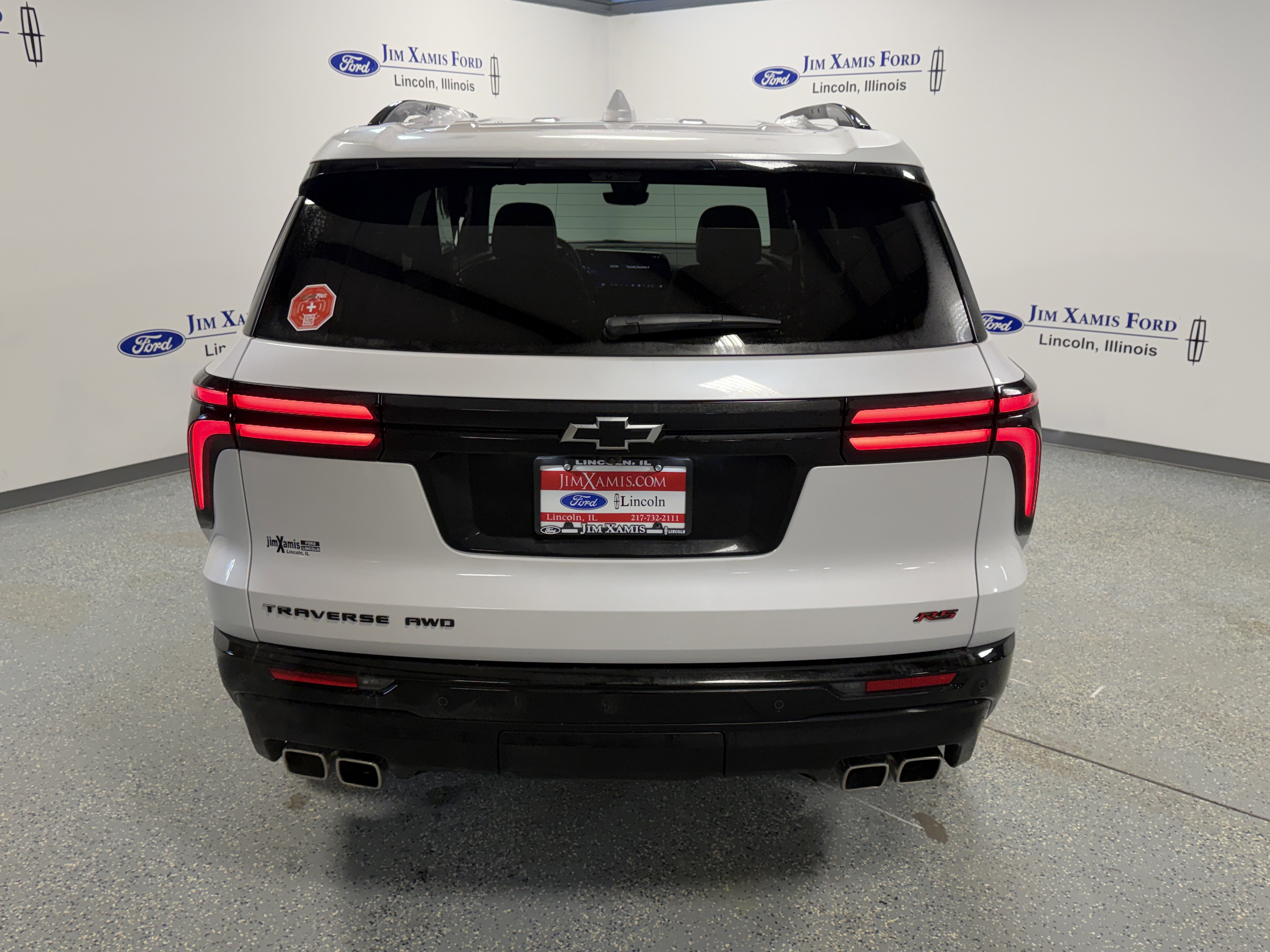 Used 2024 Chevrolet Traverse RS image 5