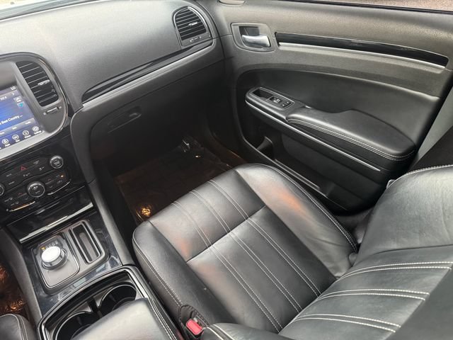 Used 2023 Chrysler 300 S RWD image 27