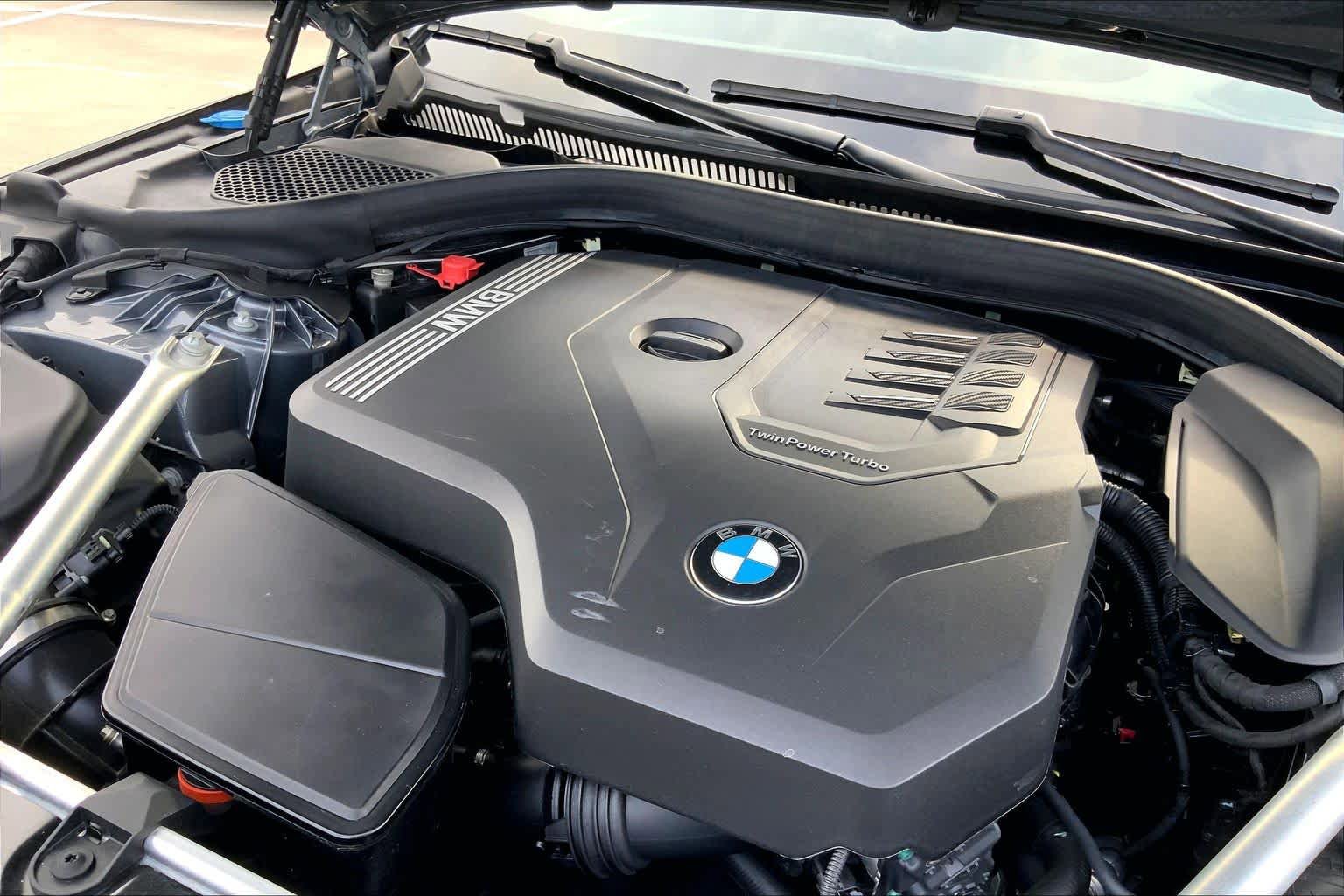 Used 2023 BMW 530i w/ Executive Package RWD image 32