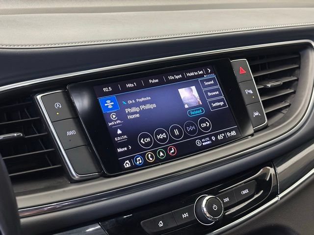 Used 2024 Buick Enclave Premium AWD/4WD image 27