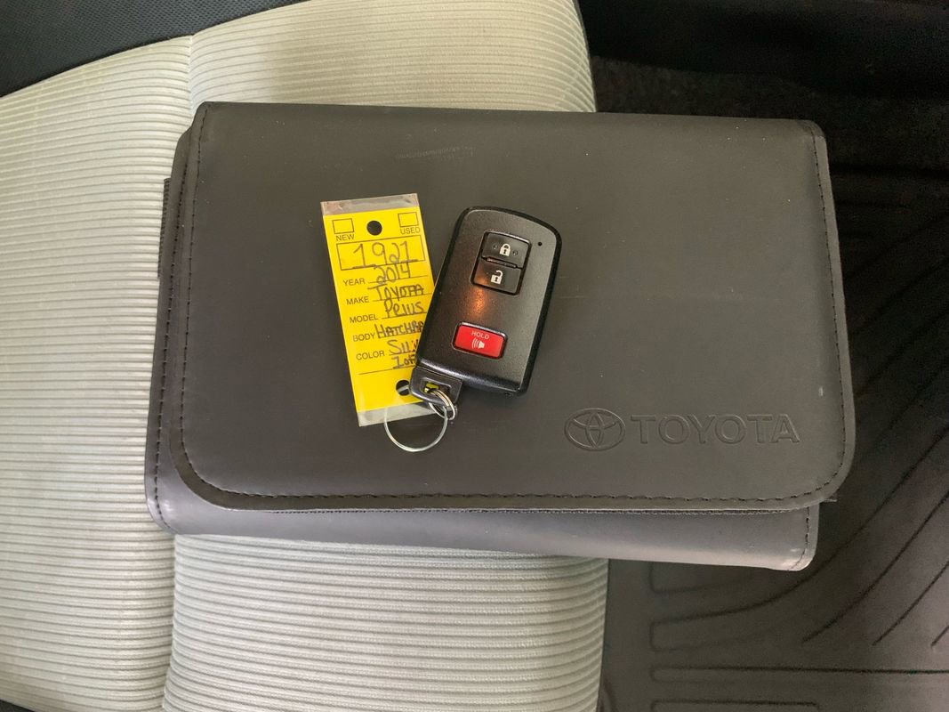 Used 2014 Toyota Prius C Three image 28