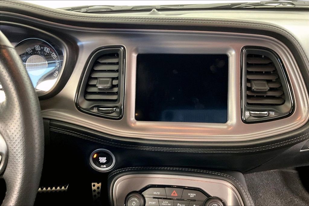Used 2023 Dodge Challenger R/T w/ Plus Package image 9