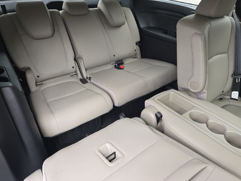 Used 2024 Honda Odyssey EX-L image 18