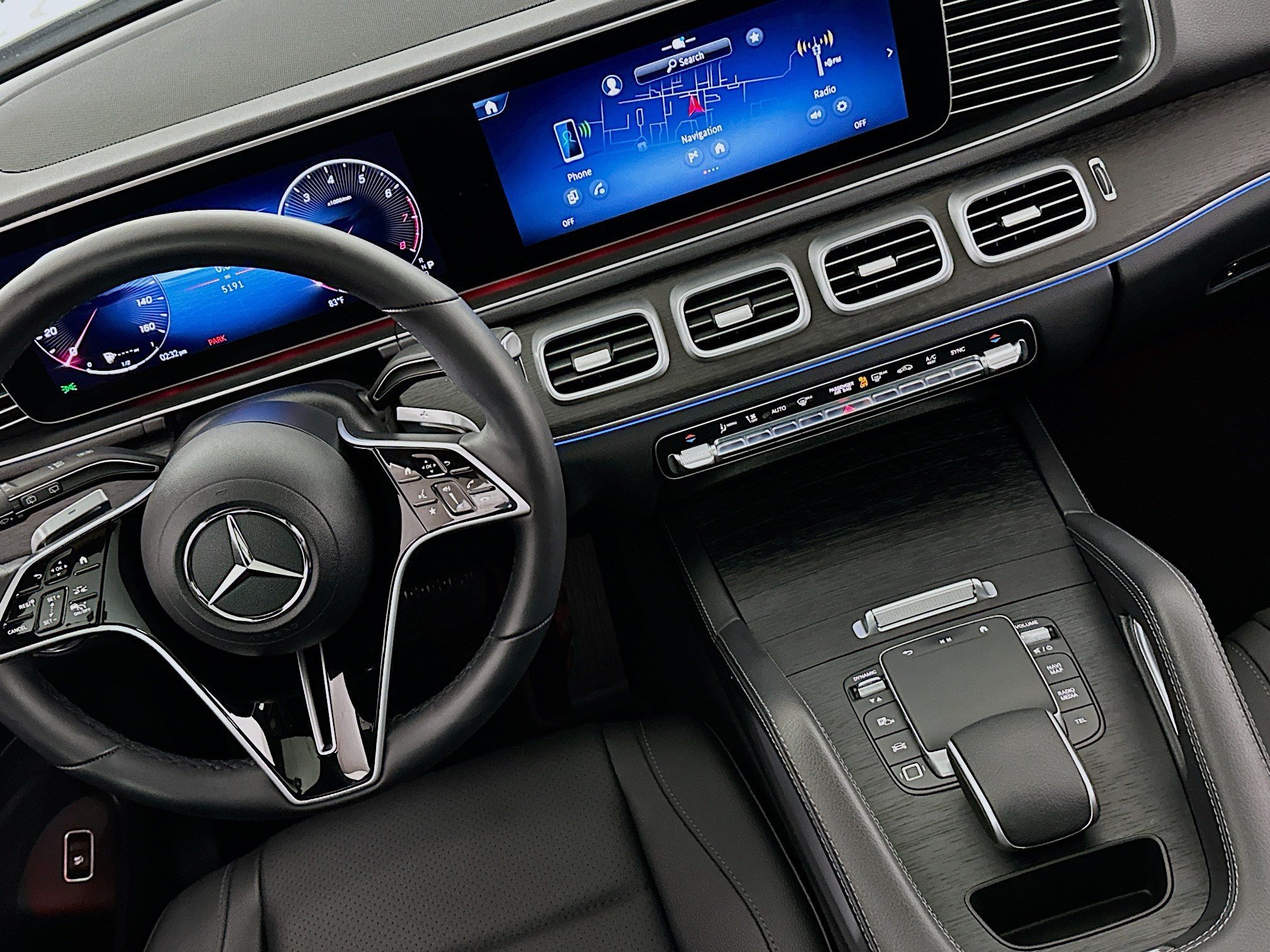 Used 2025 Mercedes-Benz GLE 350 4MATIC image 18