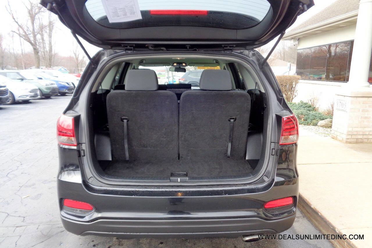 Used 2019 Kia Sorento AWD image 19