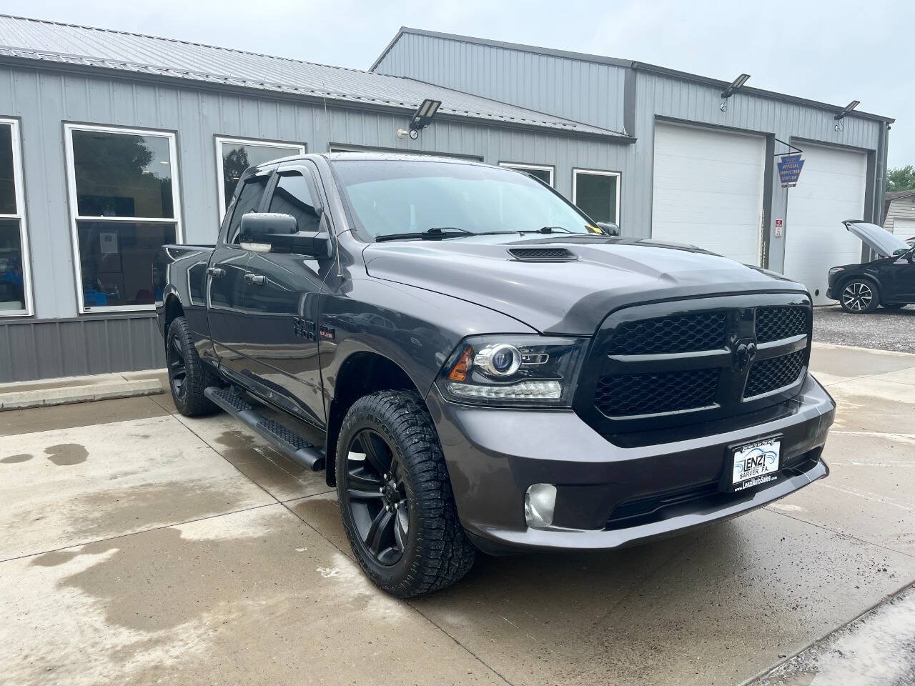 Used 2018 RAM 1500 Sport w/ Quick Order Package 27Q Night AWD/4WD image 2