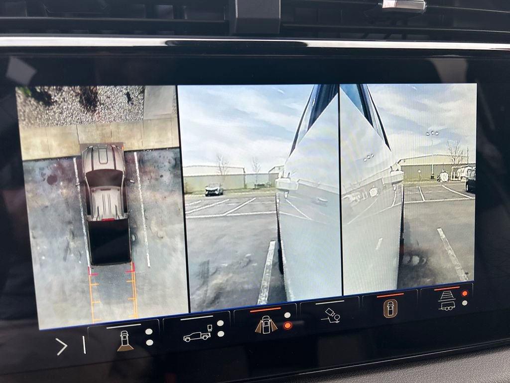 Certified 2025 GMC Sierra 2500 AT4 AWD/4WD image 31