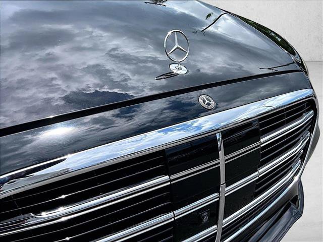 Used 2021 Mercedes-Benz S 580 4MATIC Sedan w/ AMG Line image 29