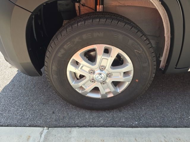 New 2025 RAM ProMaster 2500 w/ Quick Order Package 22G SLT image 8