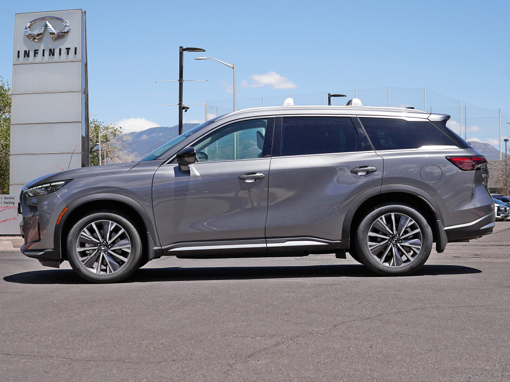Certified 2026 INFINITI QX60 Luxe w/ Cargo Package AWD/4WD image 6
