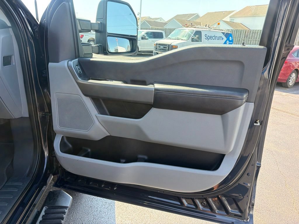 Used 2025 Ford F250 XLT AWD/4WD image 39