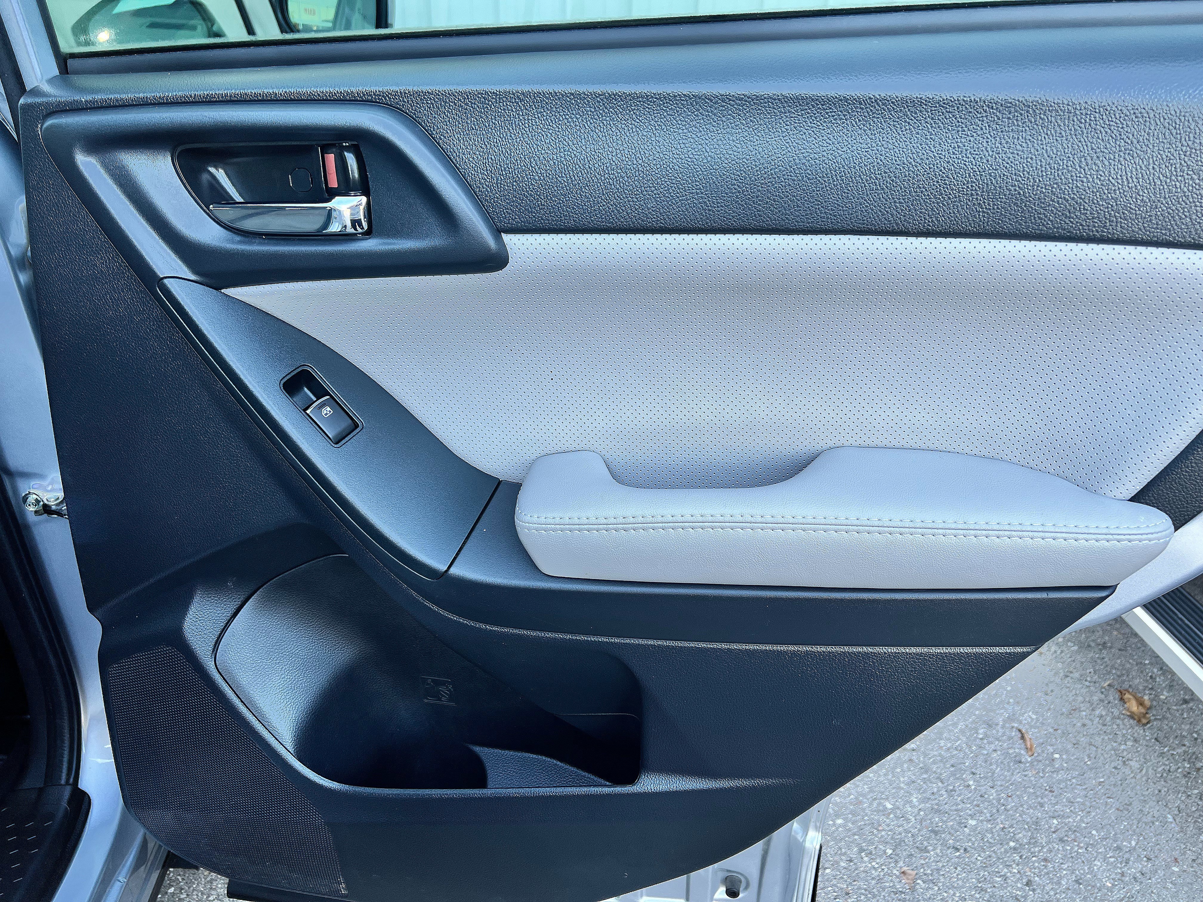 Used 2018 Subaru Forester 2.5i Limited image 27