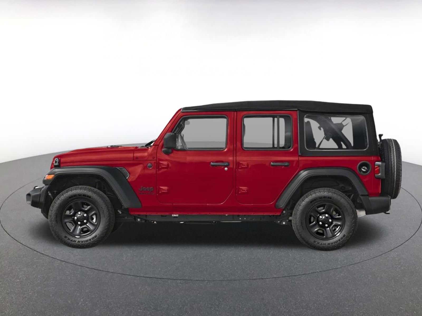 Used 2025 Jeep Wrangler Unlimited Sahara AWD/4WD image 3