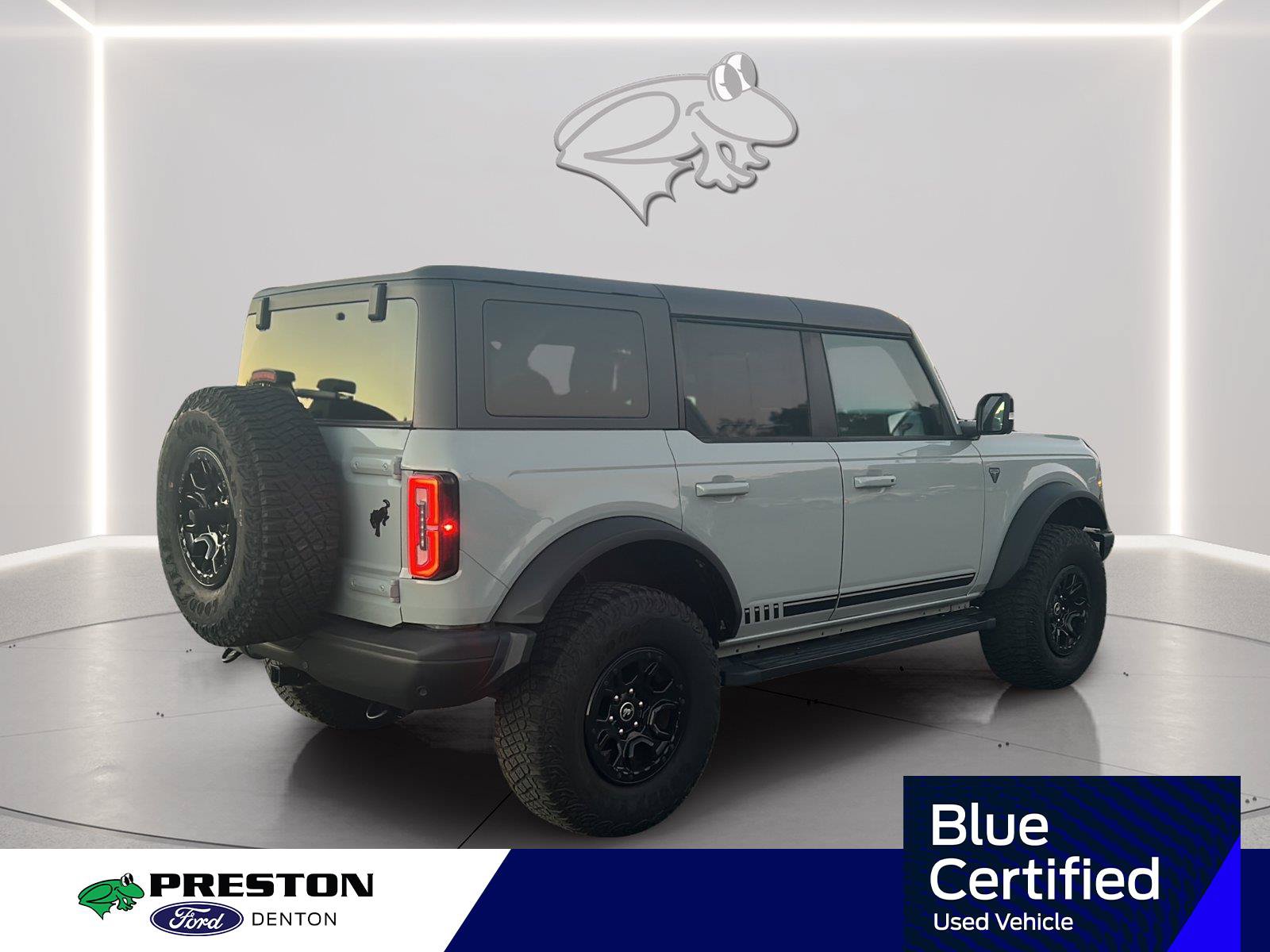 Used 2021 Ford Bronco First Edition AWD/4WD image 6