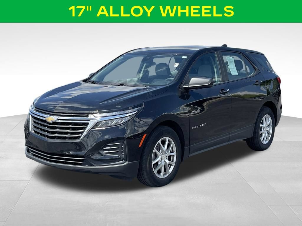 Used 2023 Chevrolet Equinox LS FWD image 4