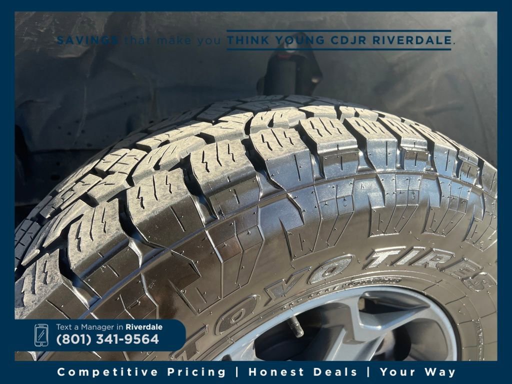 Used 2023 Jeep Wrangler Unlimited w/ 8.4" Radio Group image 27