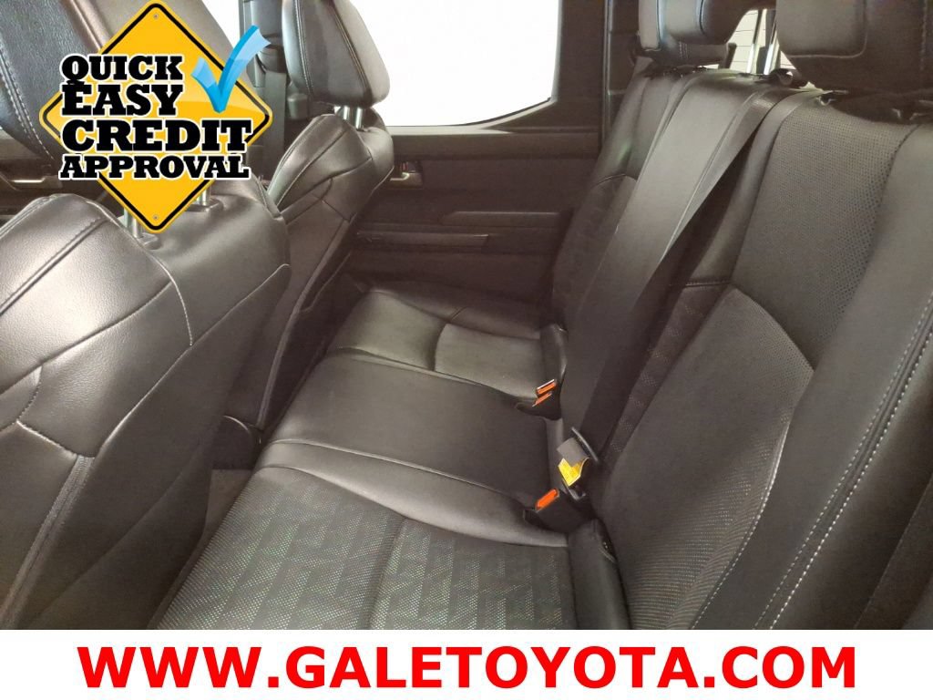 Used 2024 Toyota Tacoma TRD Sport w/ TRD Sport Premium Package AWD/4WD image 12