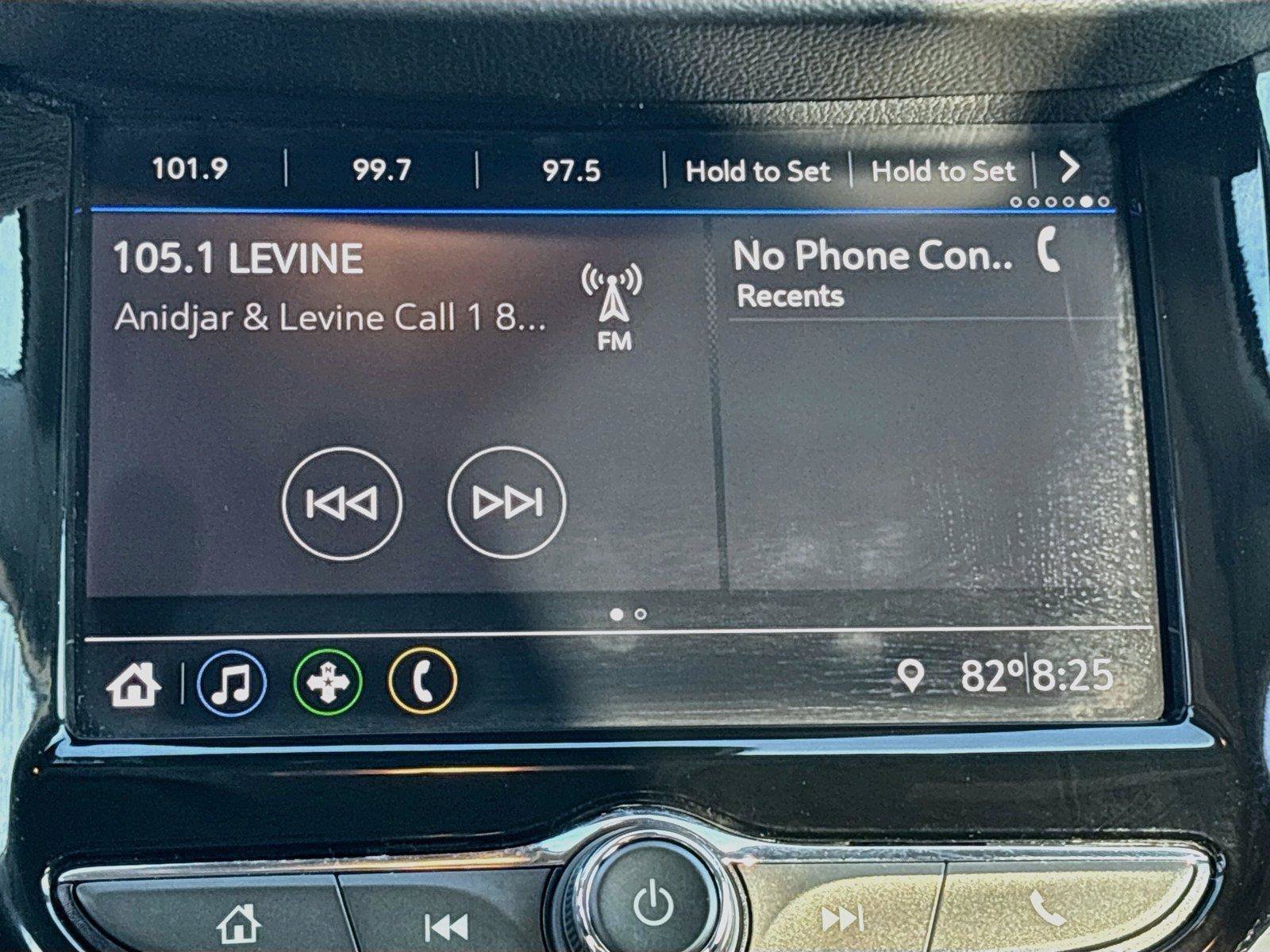 Used 2020 Chevrolet Trax LT w/ Redline Edition FWD image 14