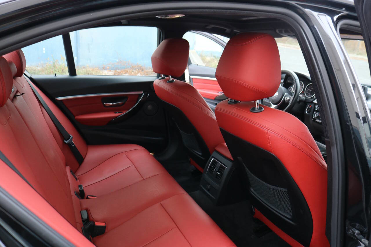 Used 2016 BMW 340i Sedan image 21