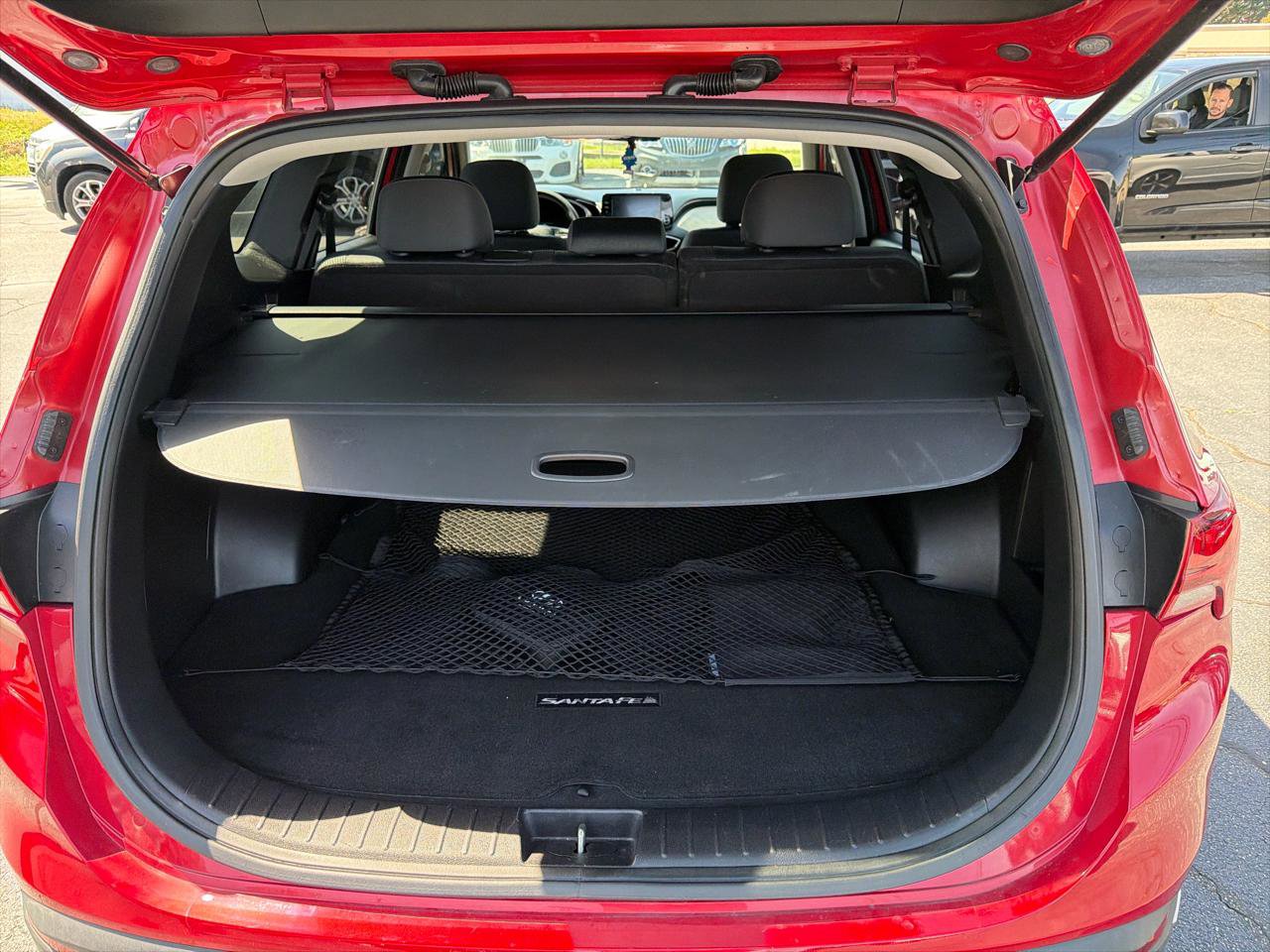 Used 2021 Hyundai Santa Fe SEL w/ Cargo Package image 32