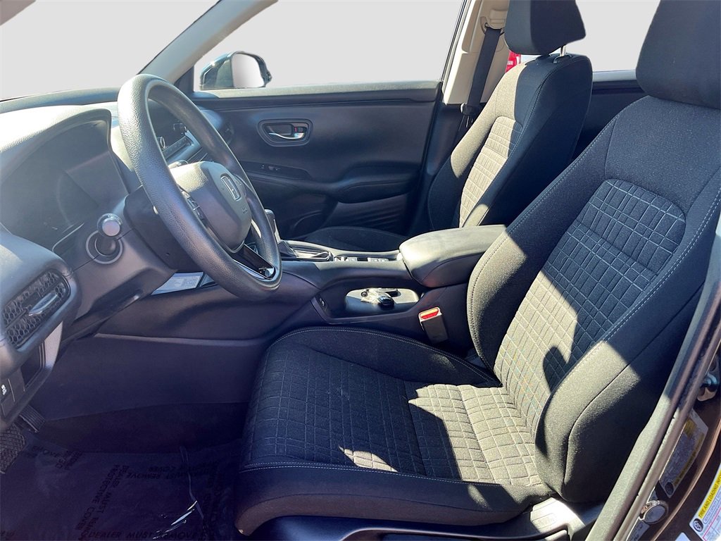 Used 2023 Honda HR-V LX image 19