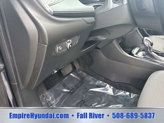 Used 2024 Buick Encore GX Preferred FWD image 19
