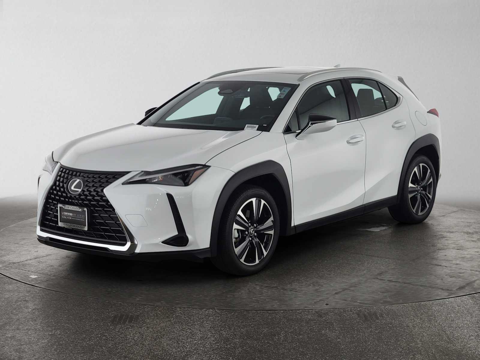 Certified 2026 Lexus UX 300h FWD image 7