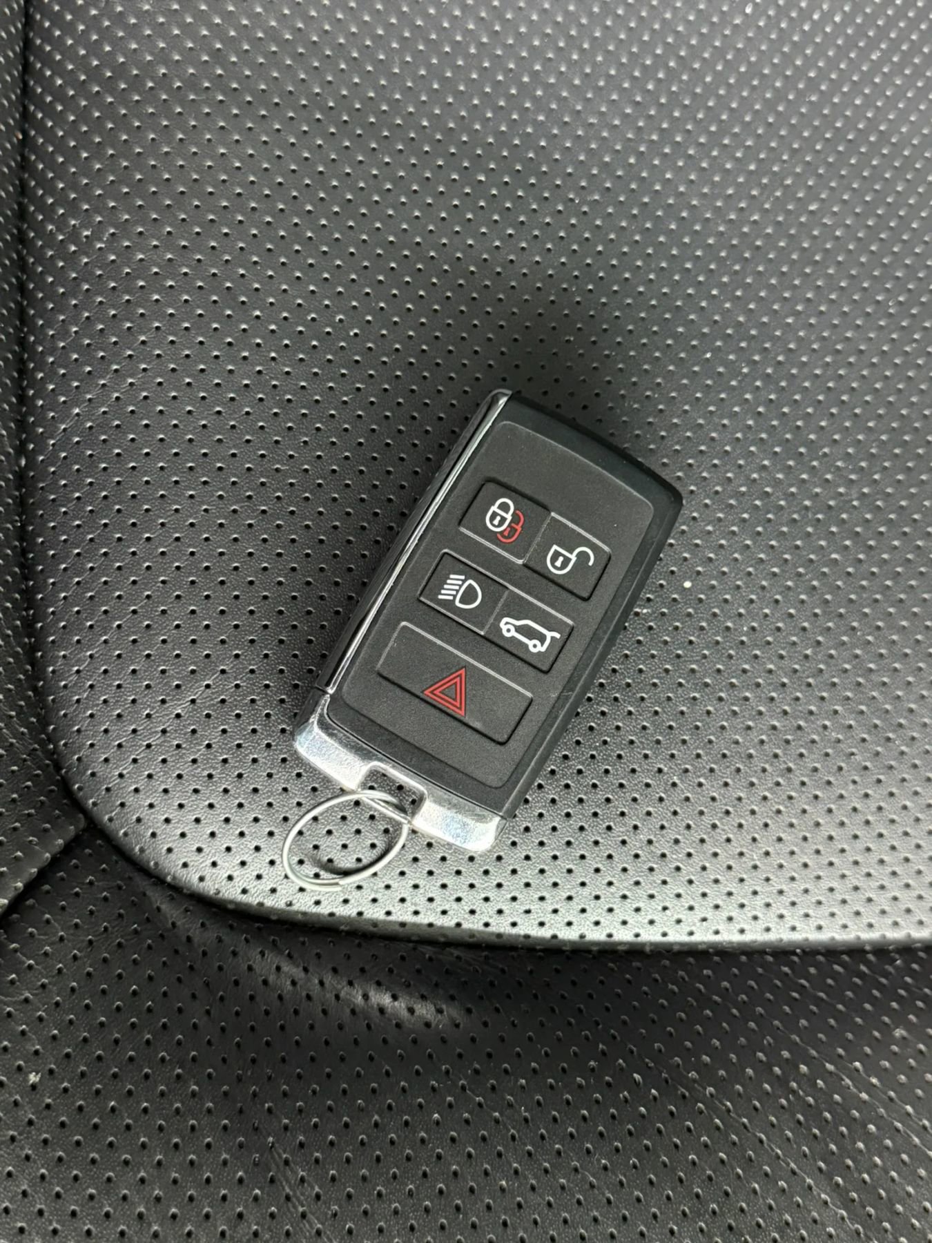 Used 2018 Land Rover Range Rover Supercharged image 55