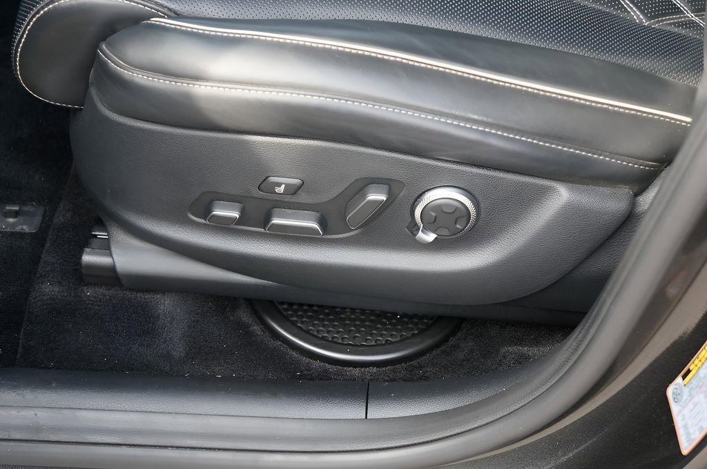 Used 2024 Genesis GV80 3.5T image 22