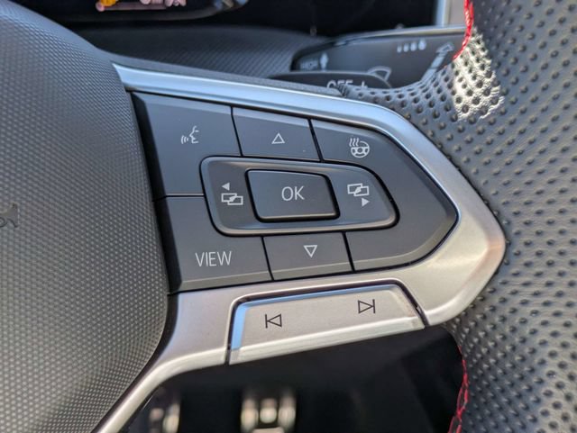 New 2026 Volkswagen GTI SE FWD image 27