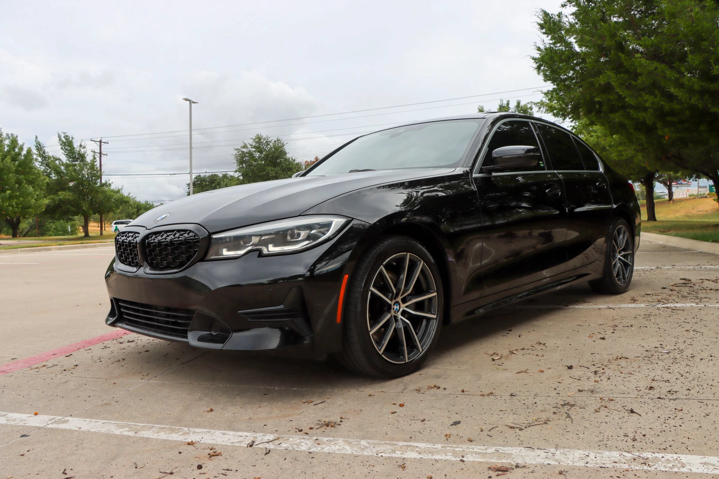 Used 2021 BMW 330i Sedan w/ Convenience Package RWD image 3