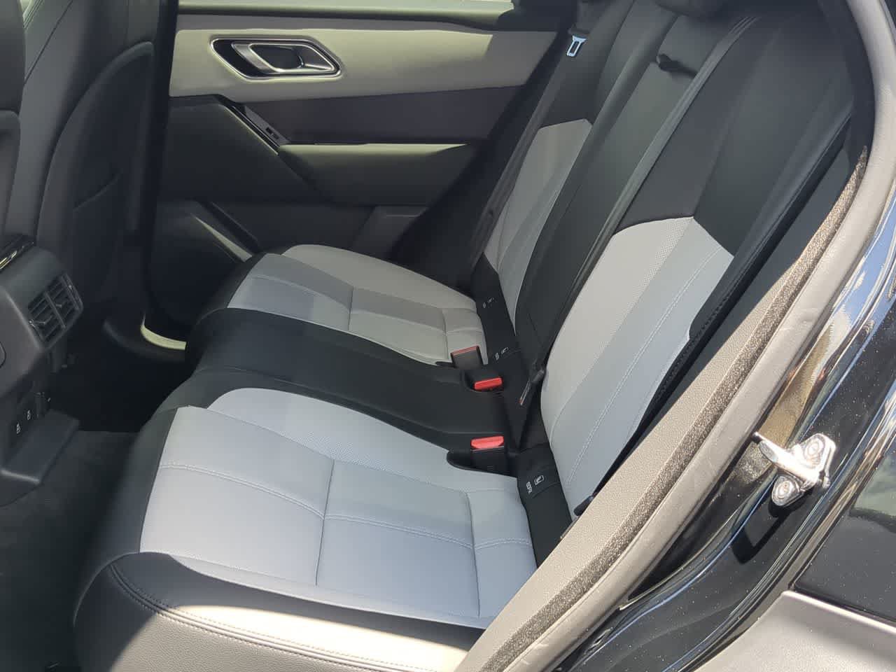 Certified 2026 Land Rover Range Rover Velar Dynamic SE AWD/4WD image 20