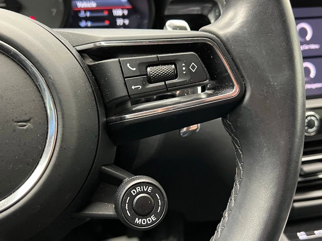 Used 2023 Porsche Macan S image 9