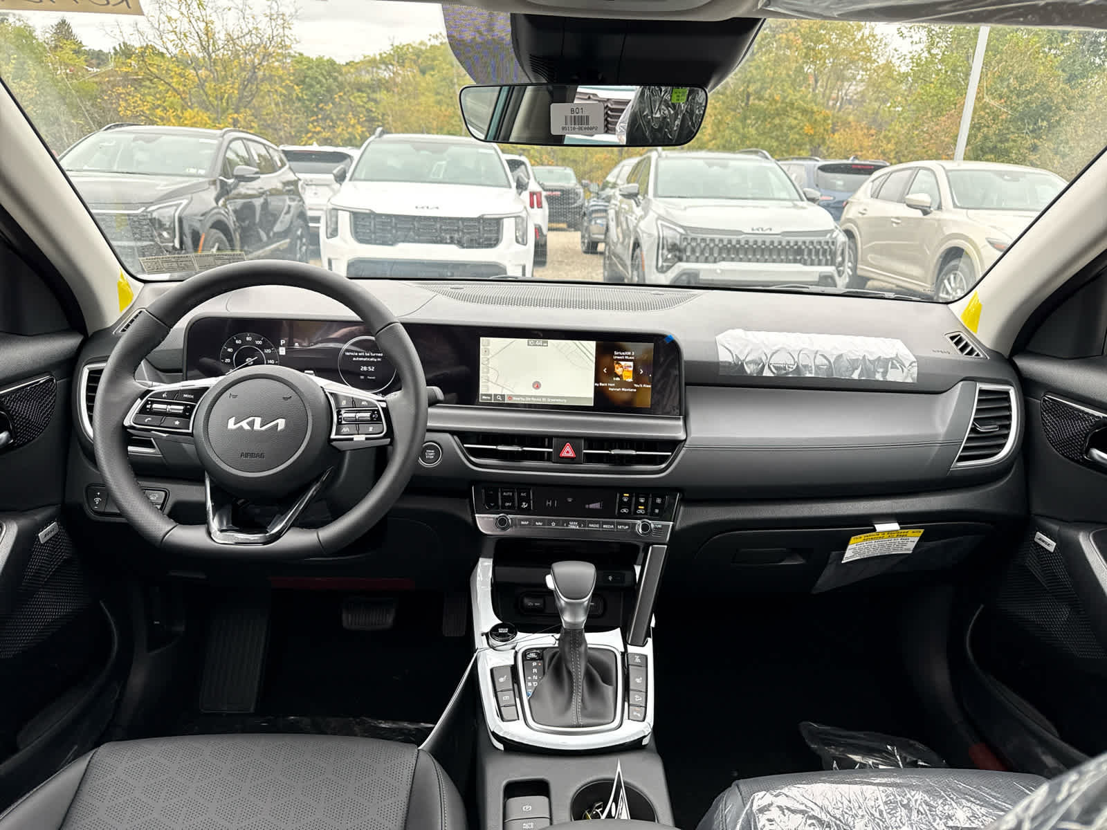 New 2026 Kia Seltos SX image 5