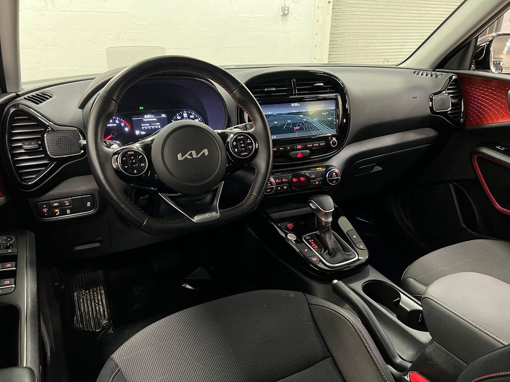 Used 2022 Kia Soul Turbo image 9