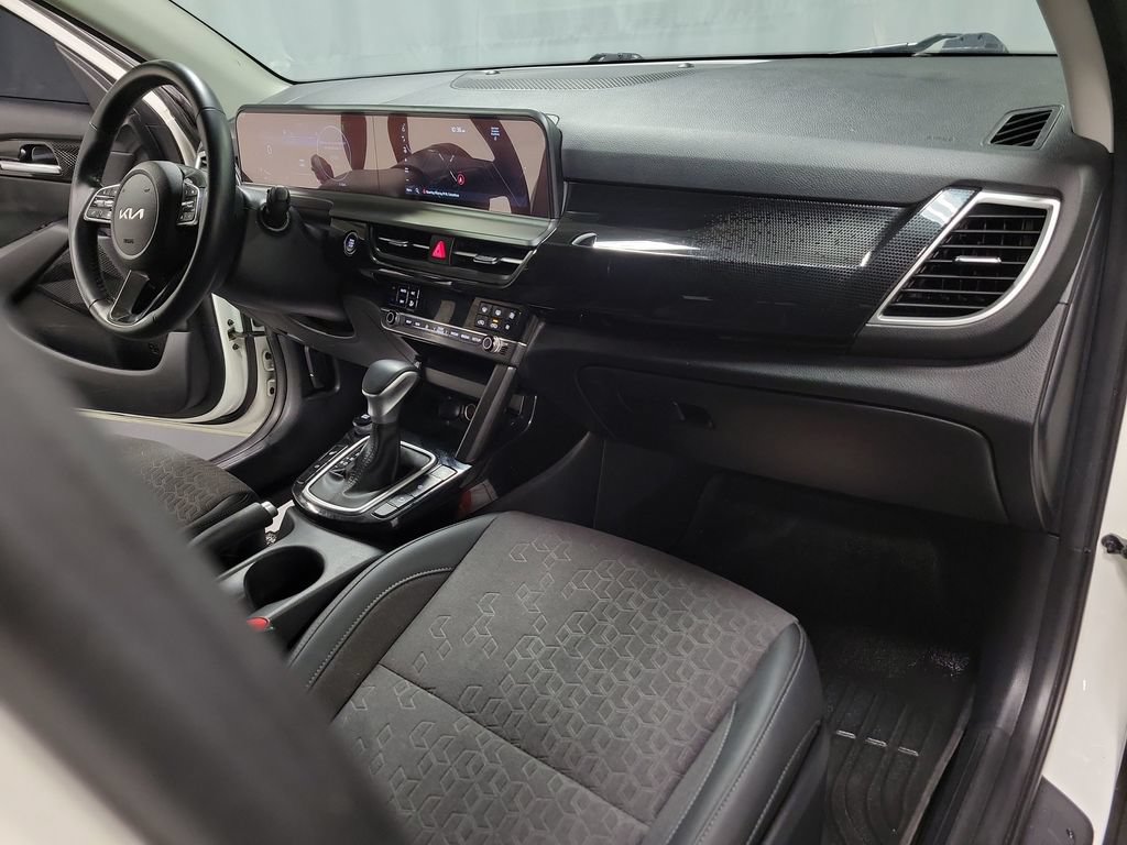 Used 2024 Kia Seltos S AWD/4WD image 34