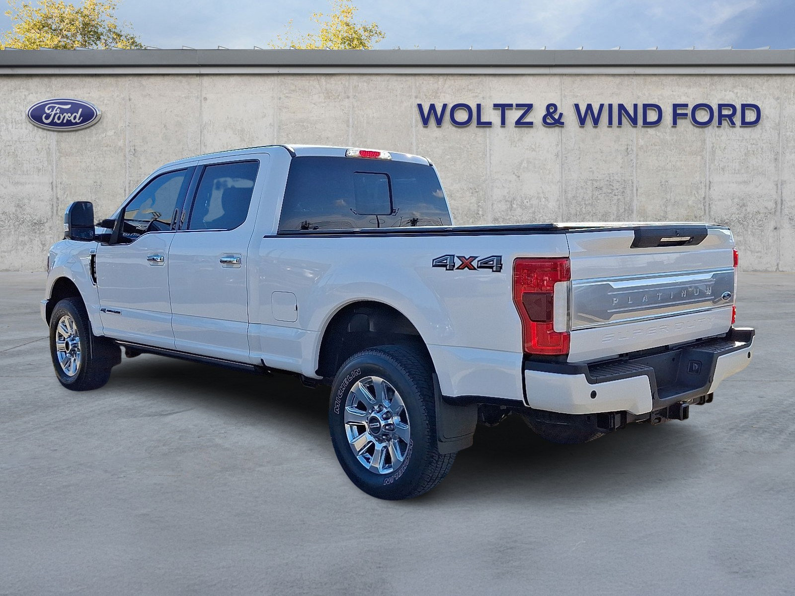 Used 2018 Ford F250 Platinum AWD/4WD image 4